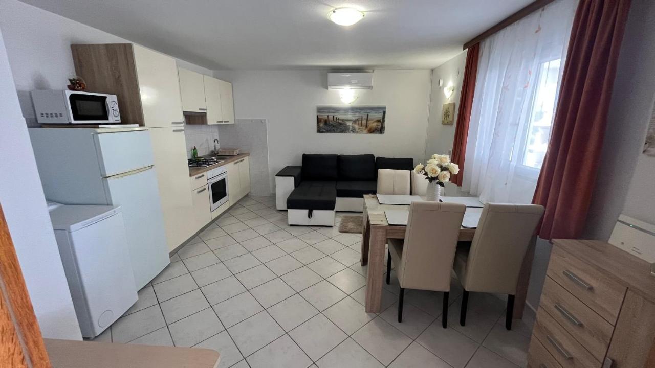 Apartment Ante Ražanj Exterior foto